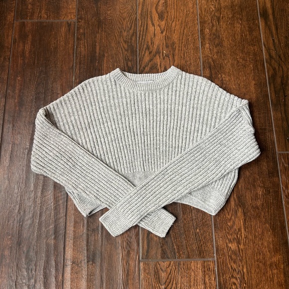 Urban Outfitters Sweaters - Urban Outfitters Gray Ribbed Crew Neck Sweater